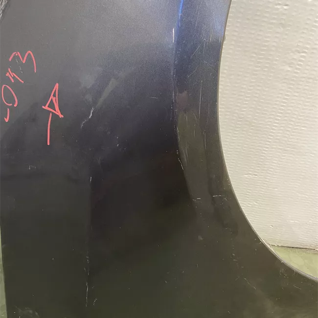 Parafango anteriore destro