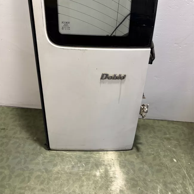 Porta carico posteriore a battente destra rata