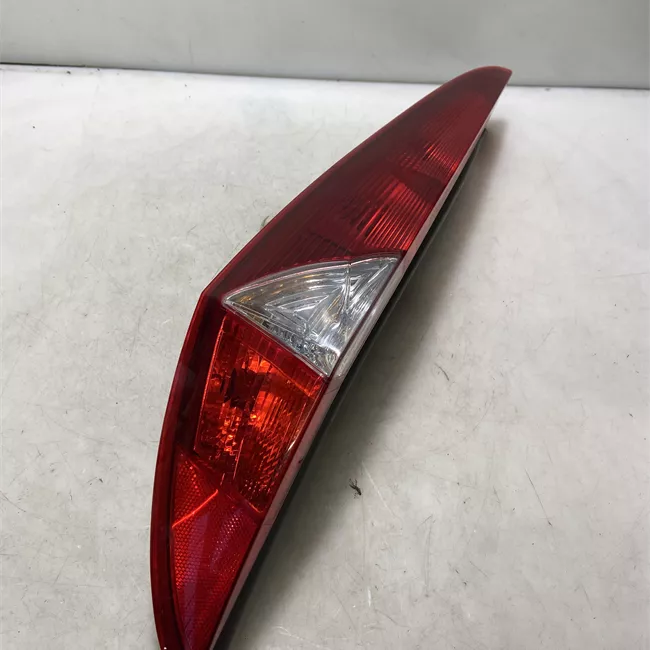 Fanale posteriore sinistro