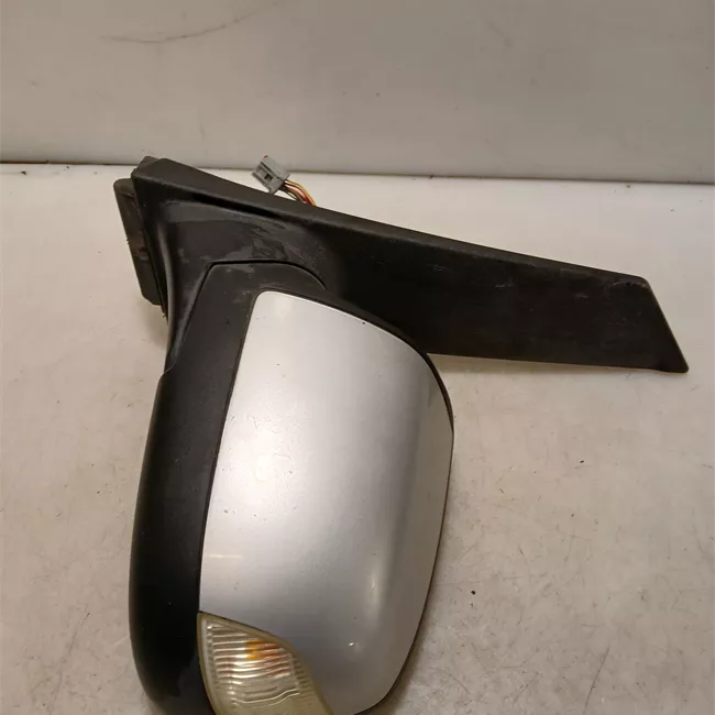 Retrovisore esterno regolazione elettrica sinistro con fanalino laterale