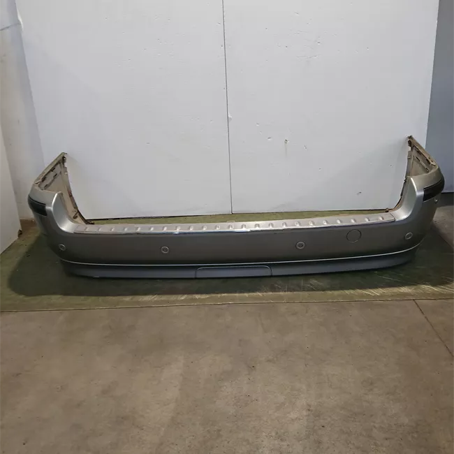 Paraurti posteriore con sensore parcheggio