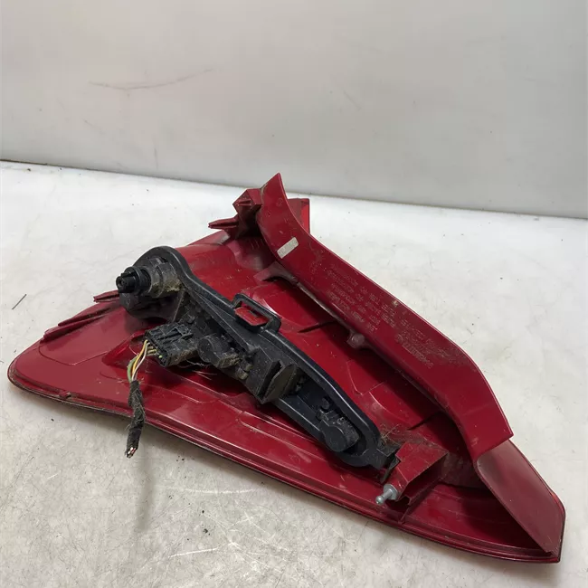 Fanale posteriore sinistro