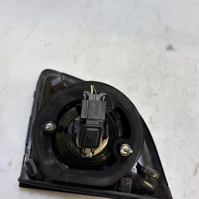 Fanale posteriore parte interno sinistro VALEO