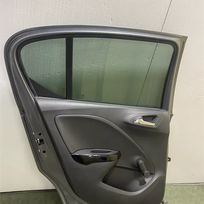 Porta posteriore sinistra