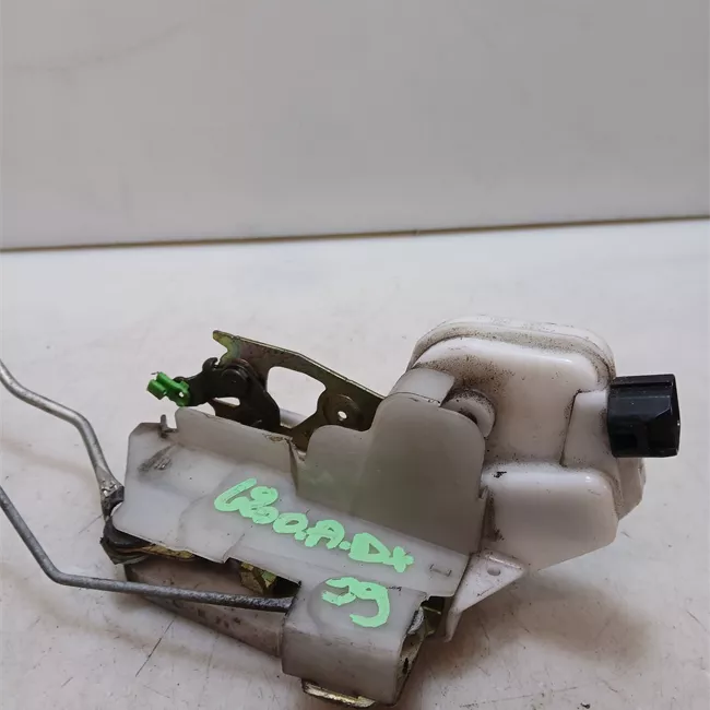 Serratura porta anteriore destra