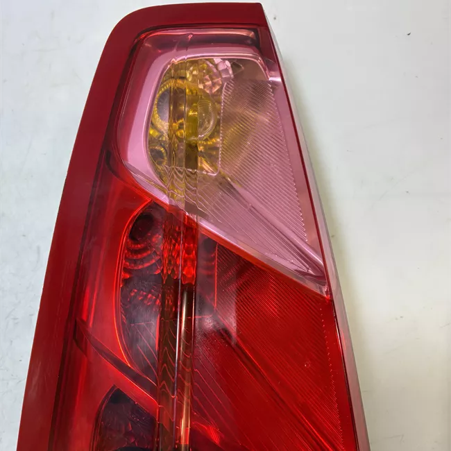 Fanale posteriore sinistro