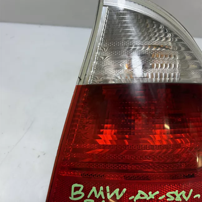 Fanale posteriore parte esterno destro Indicatori Direzione Bianchi