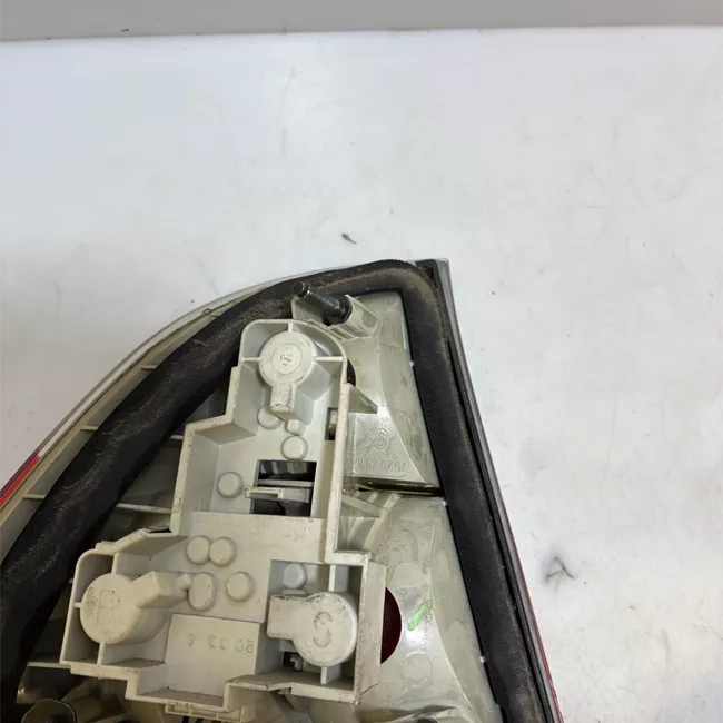 Fanale posteriore parte esterno destro Indicatori Direzione Bianchi