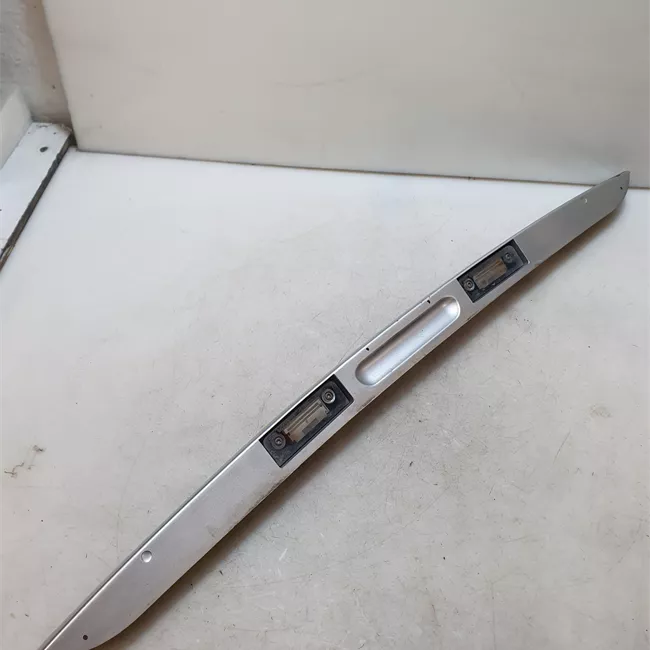 Maniglia portello posteriore con primer