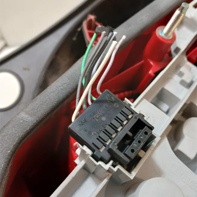 Fanale posteriore sinistro