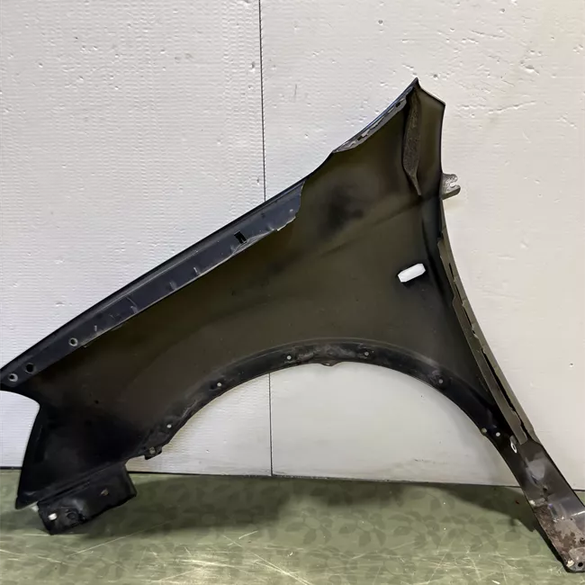 Parafango anteriore destro