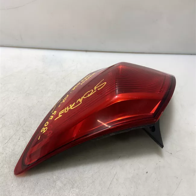 Fanale posteriore parte esterno destro