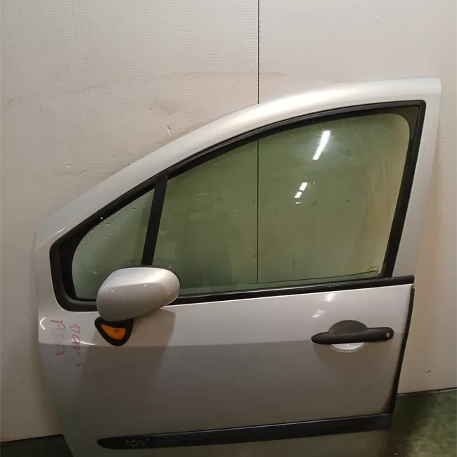 Porta anteriore sinistra