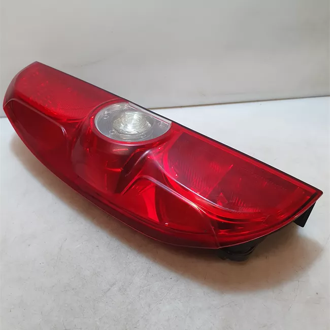 Fanale posteriore sinistro