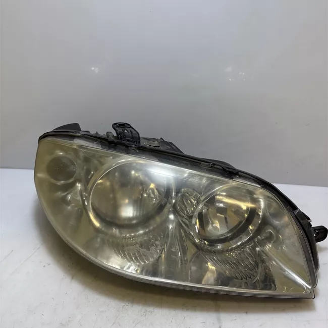 Proiettore destro 07/04>