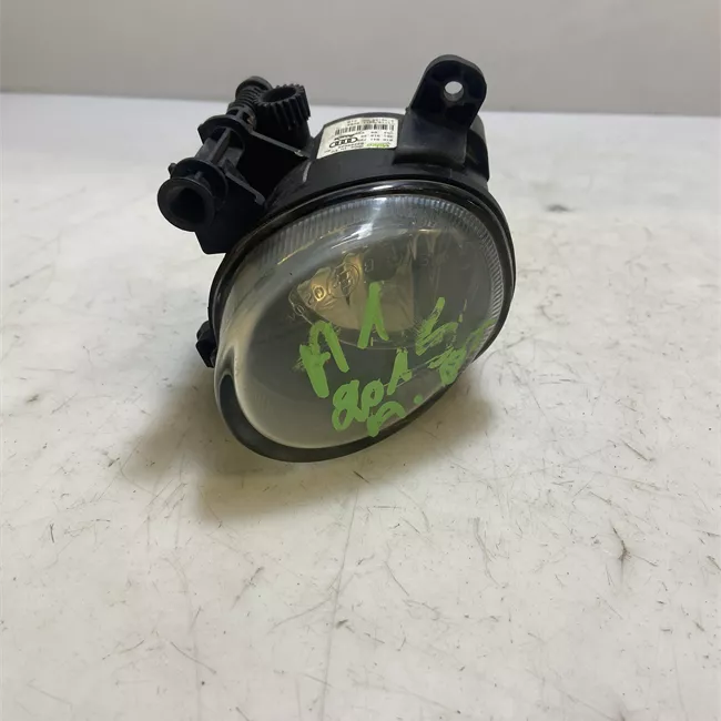 Proiettore fendinebbia destro