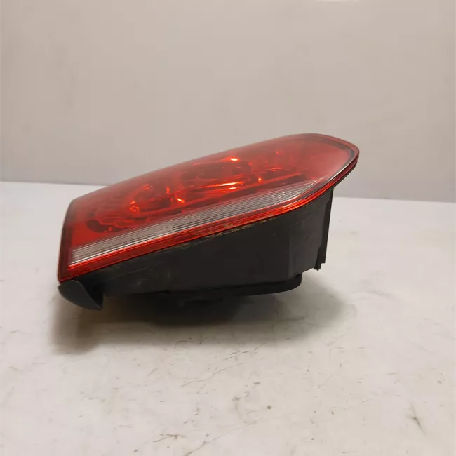 Fanale posteriore parte interno sinistro Led