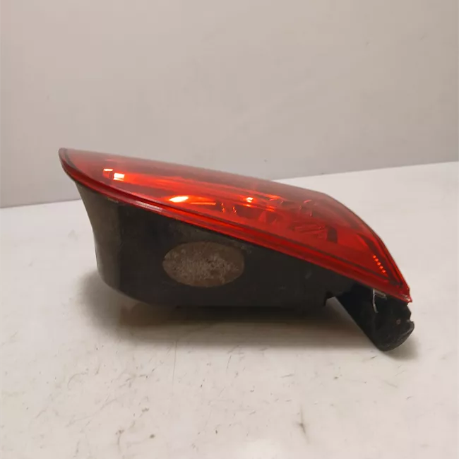 Fanale posteriore parte interno sinistro Led