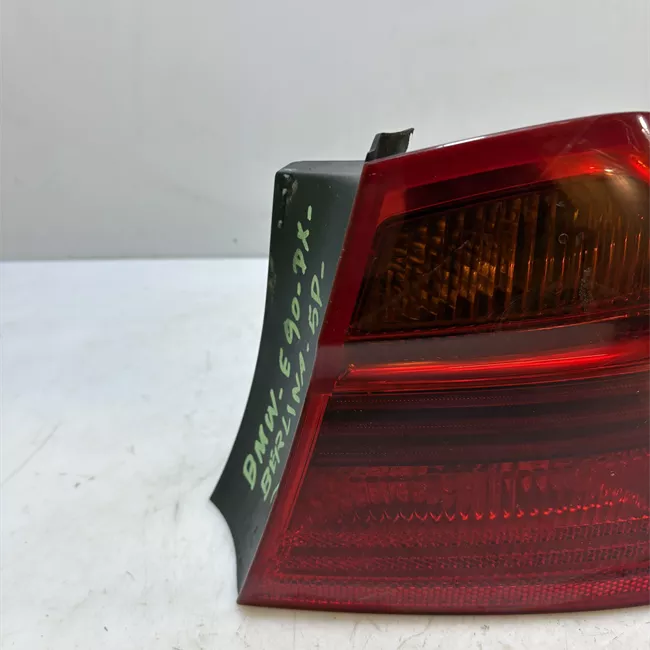 Fanale posteriore parte esterno destro