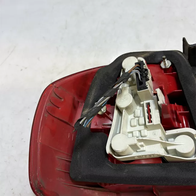 Fanale posteriore parte esterno destro