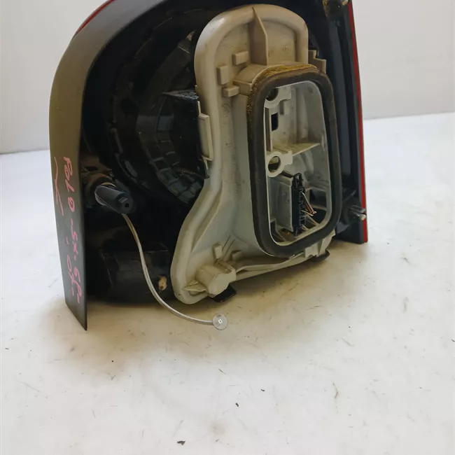 Fanale posteriore sinistro