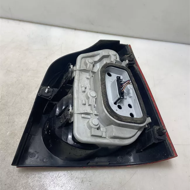 Fanale posteriore sinistro