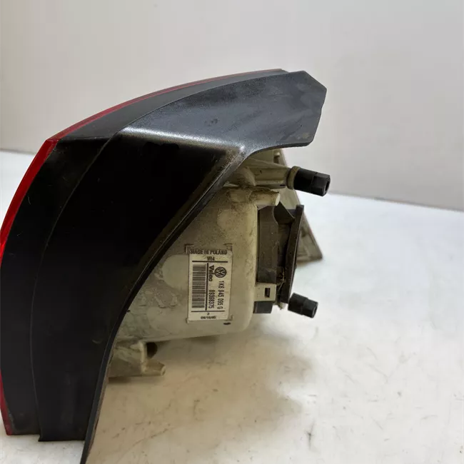 Fanale posteriore parte esterno sinistro VALEO