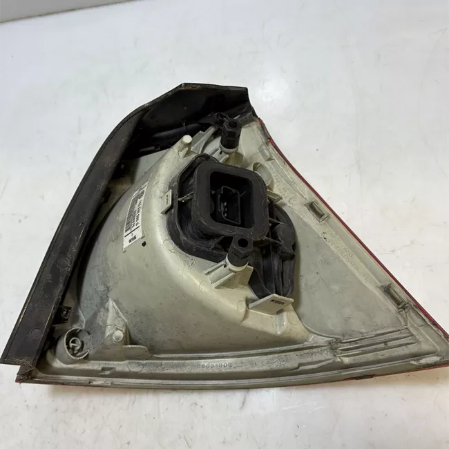 Fanale posteriore parte esterno sinistro VALEO