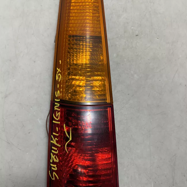 Fanale posteriore sinistro