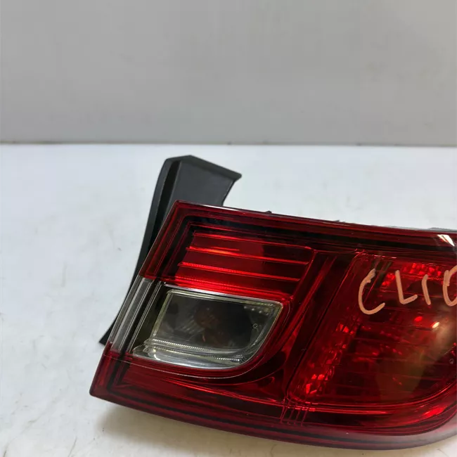 Fanale posteriore parte esterno destro