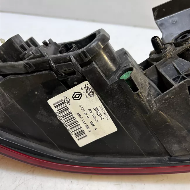 Fanale posteriore parte esterno destro