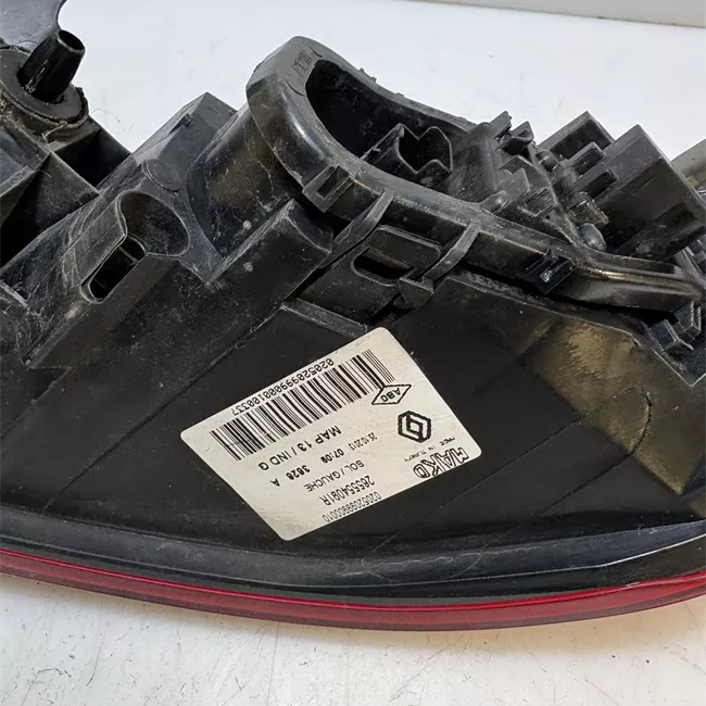 Fanale posteriore parte esterno sinistro