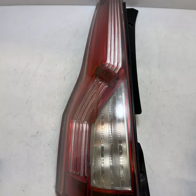 Fanale posteriore sinistro