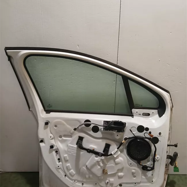 Porta anteriore sinistra