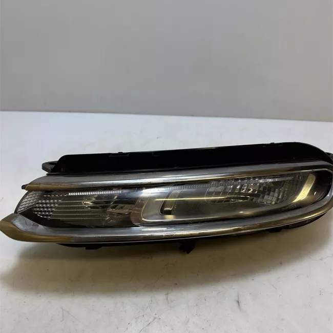 Fanalino anteriore sinistro