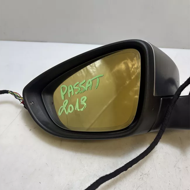 Retrovisore esterno regolazione elettrica sinistro con assistente cambio corsia nero satinato