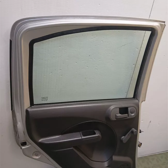 Porta posteriore sinistra