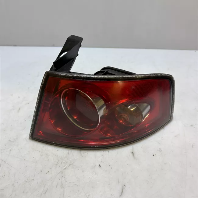 Fanale posteriore parte esterno destro