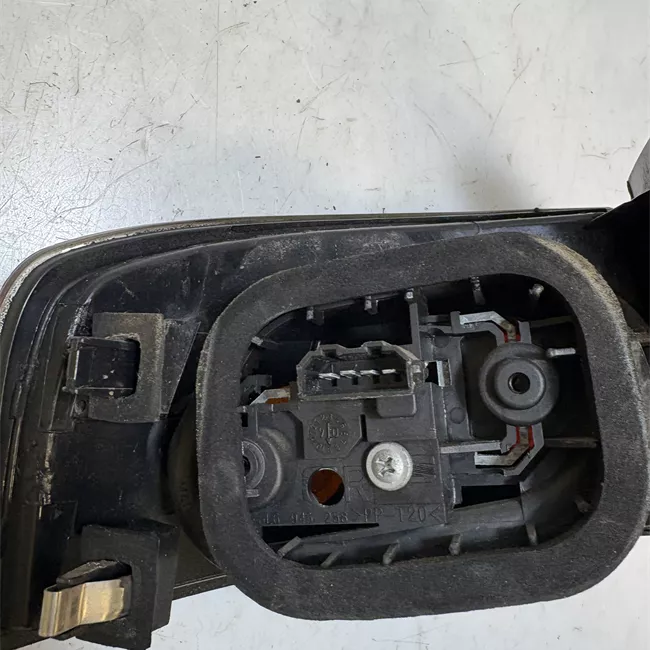 Fanale posteriore parte esterno destro