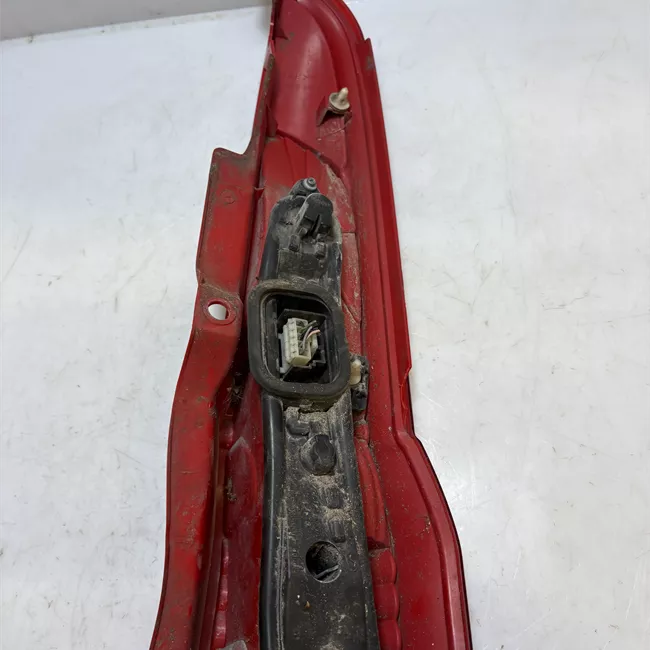 Fanale posteriore sinistro 11/04>