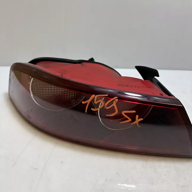 Fanale posteriore parte esterno sinistro