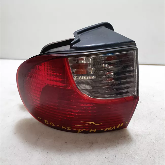 Fanale posteriore sinistro