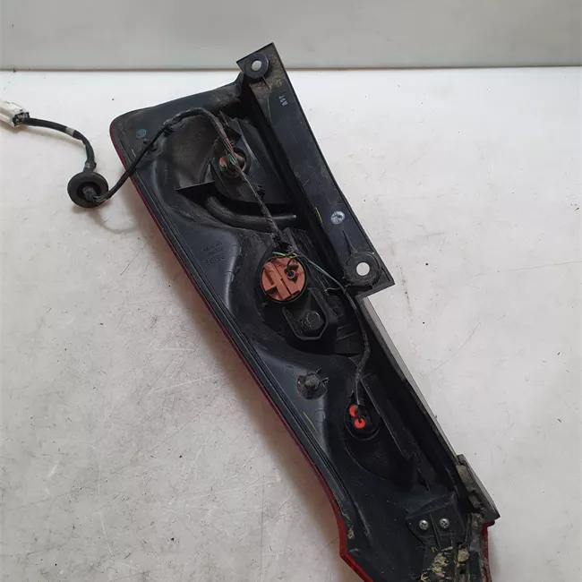 Fanale posteriore parte inferiore sinistro