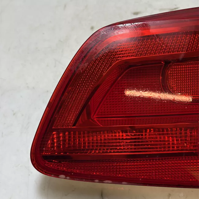 Fanale posteriore parte interno destro