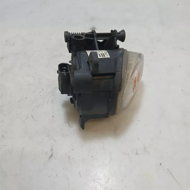 Proiettore fendinebbia sinistro