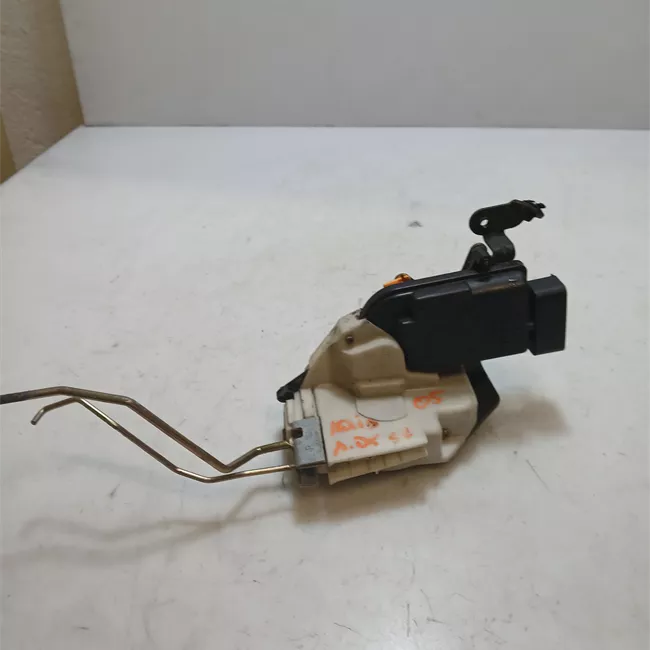 Serratura porta anteriore destra