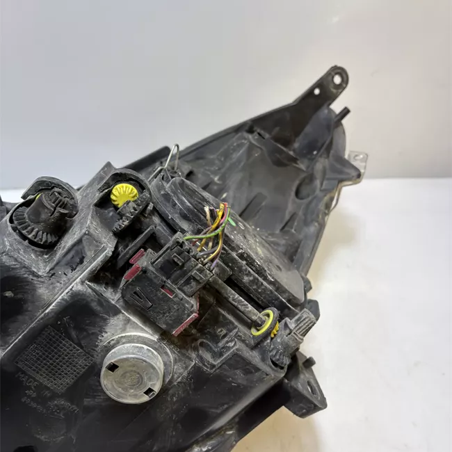 Proiettore destro Cromo