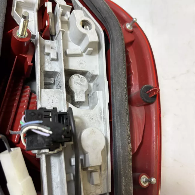 Fanale posteriore sinistro