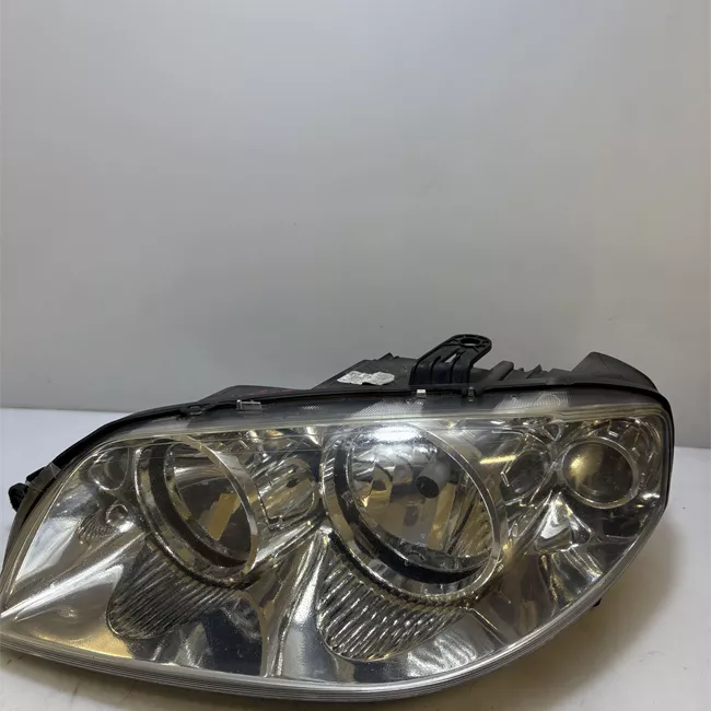 Proiettore sinistro 07/04<