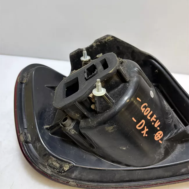 Fanale posteriore parte esterno destro VALEO